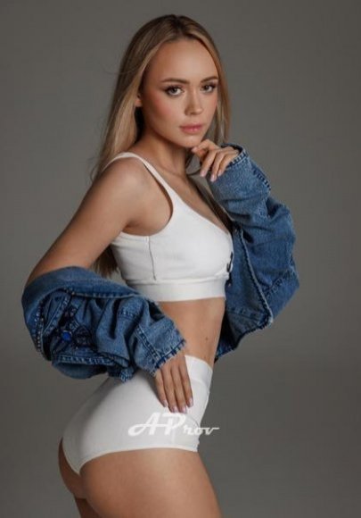 high end london escorts models expensive vip JULIETTE